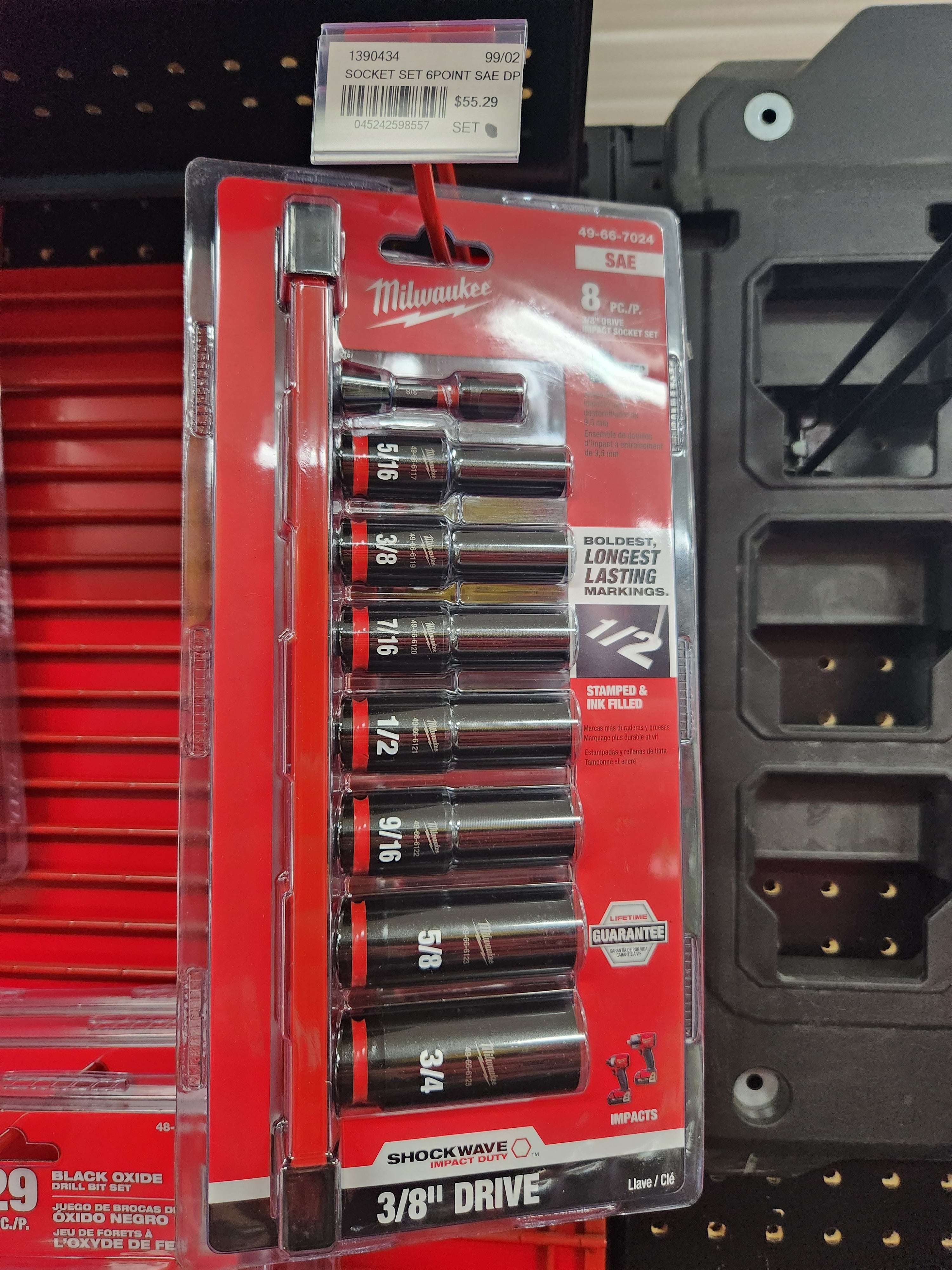 Milwaukee 8PC SHOCKWAVE Impact Duty™ 3/8" Drive SAE Deep 6 Point Socket Set 49-66-7024