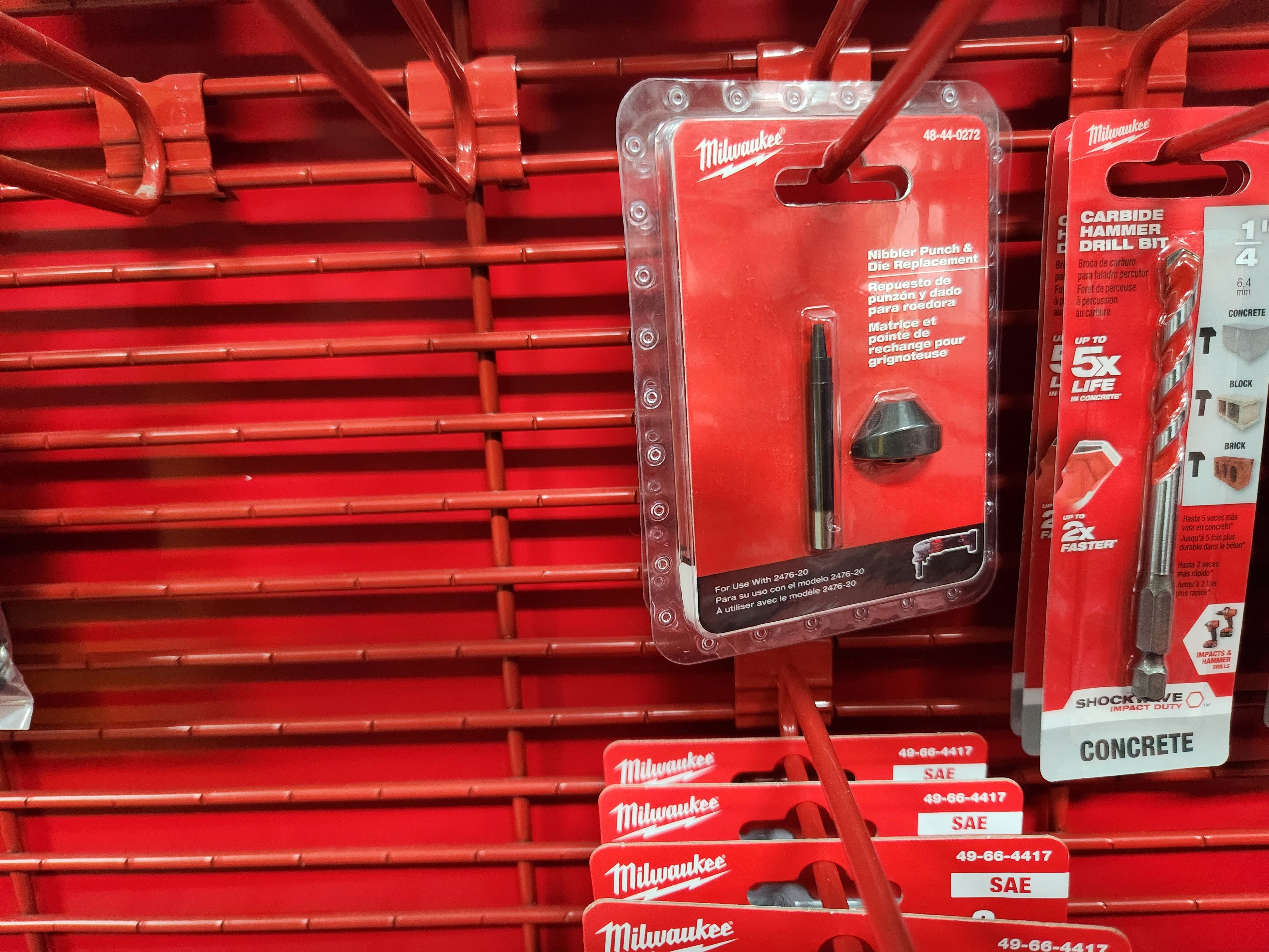 Milwaukee M12 FUEL™ 16 Ga Nibbler Punch & Die Set 48-44-0272