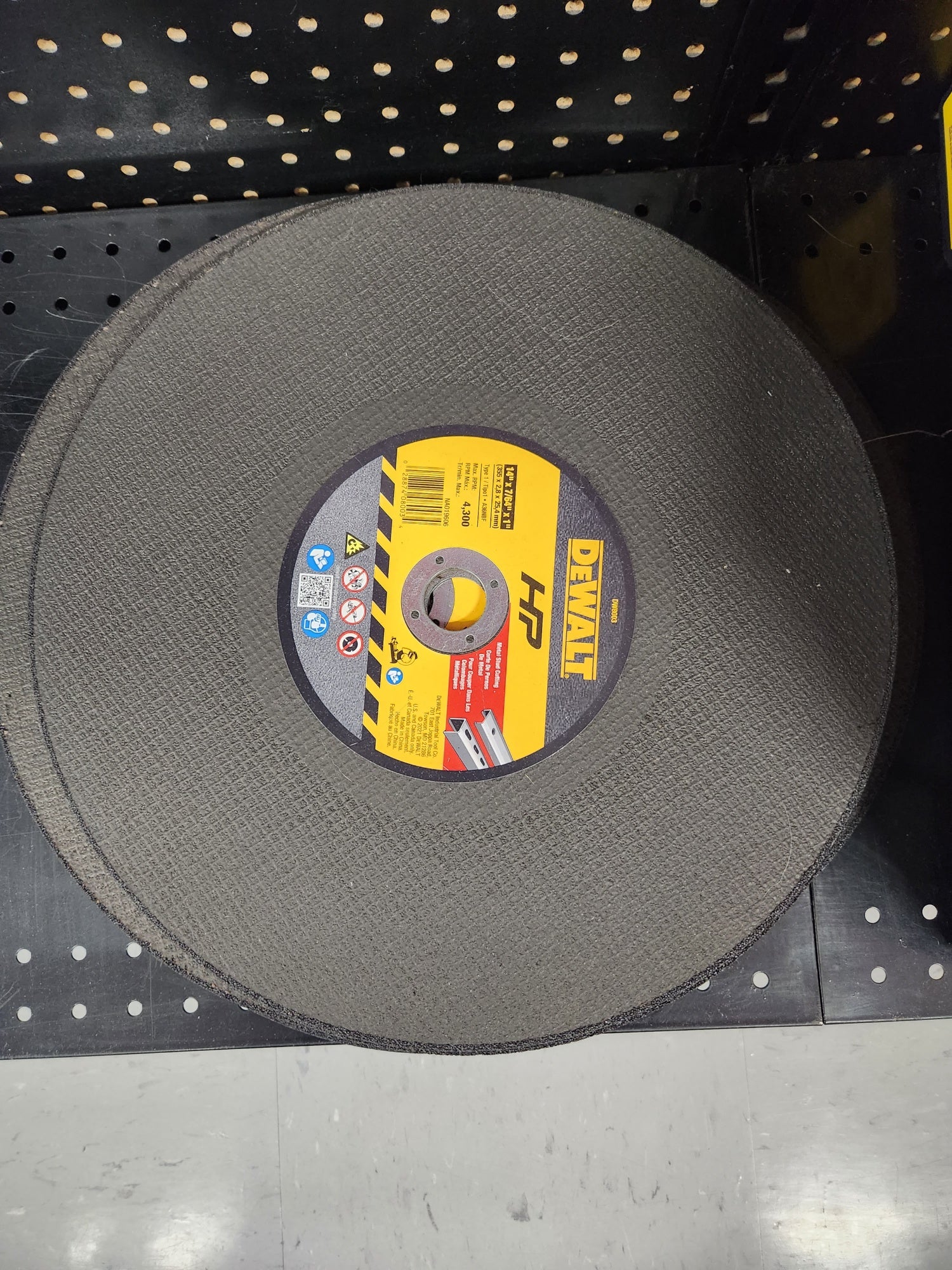 Dewalt 14" X 7/64" X 1" STUD CUTTER CHOP SAW WHEEL (LIGHT METAL) -- DW8003