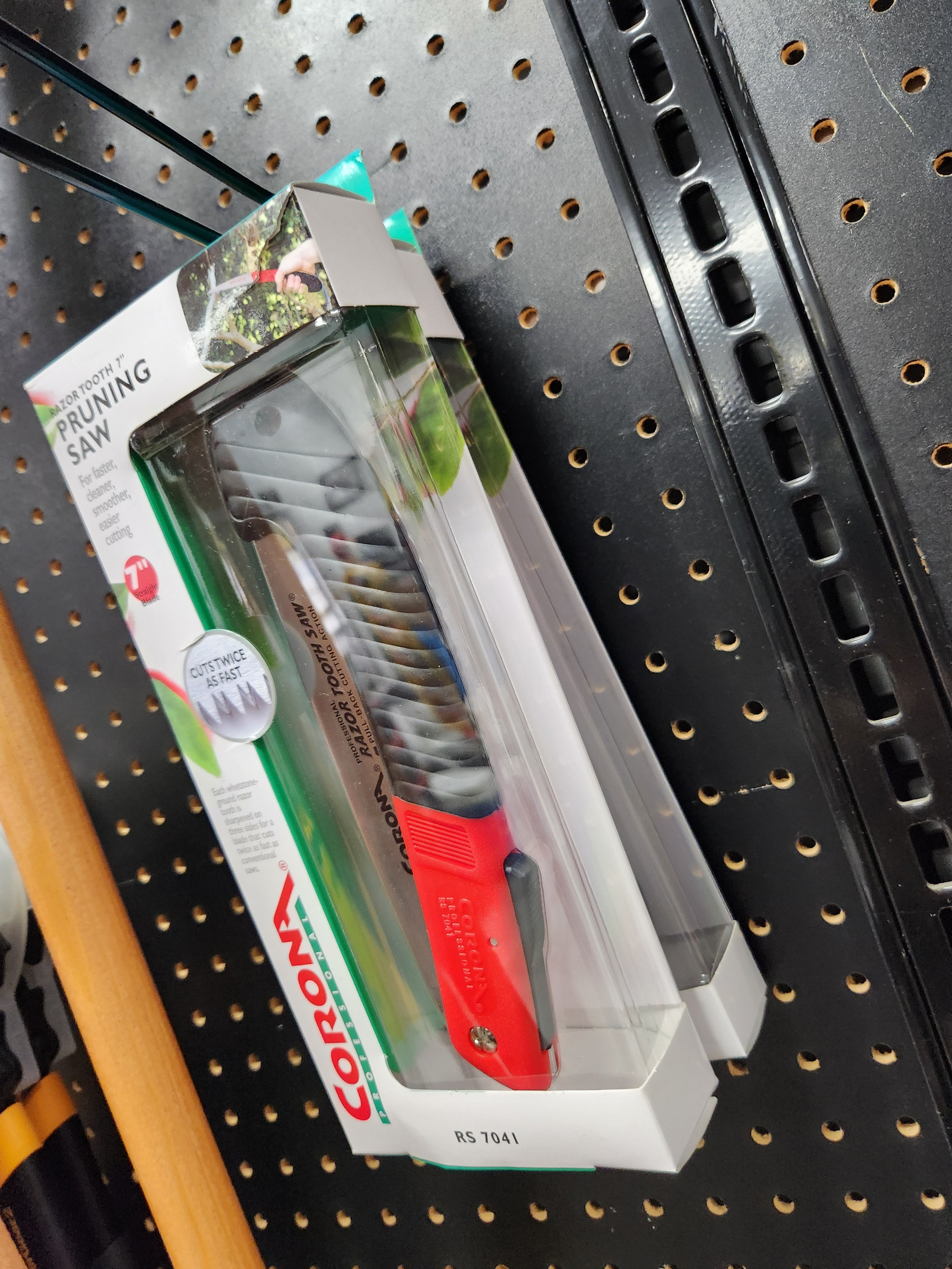 Corona RAZORTOOTH SAW® ARBORIST FOLDING PRUNING SAW, 7 IN. BLADE - RS7041