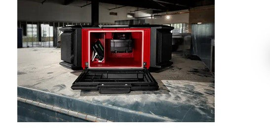 Milwaukee M18™ PACKOUT™ Radio + Charger -- 2950-20