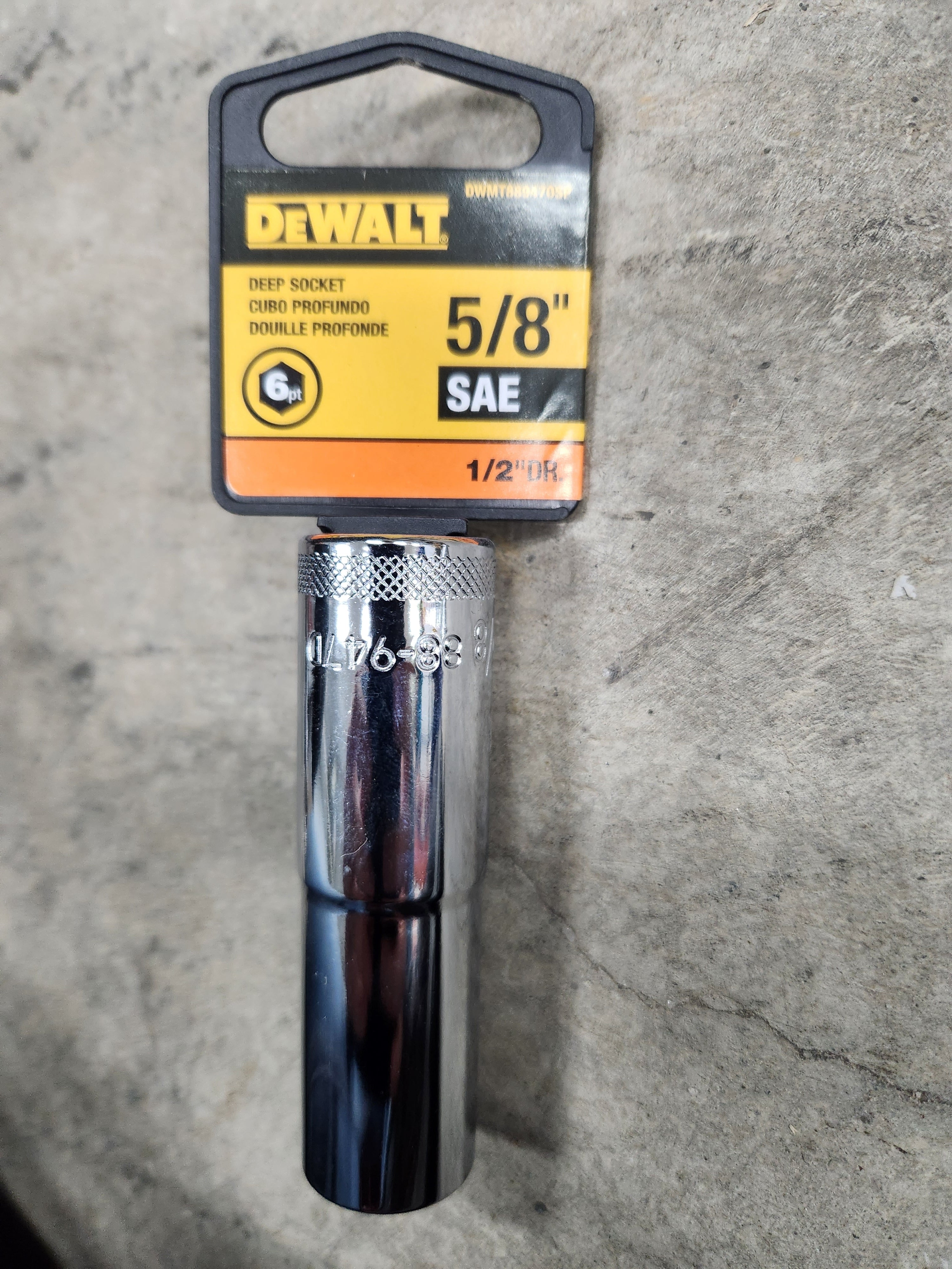 Dewalt Deep Sockets 6pt (Variety of sizes) (SAE-Standard)