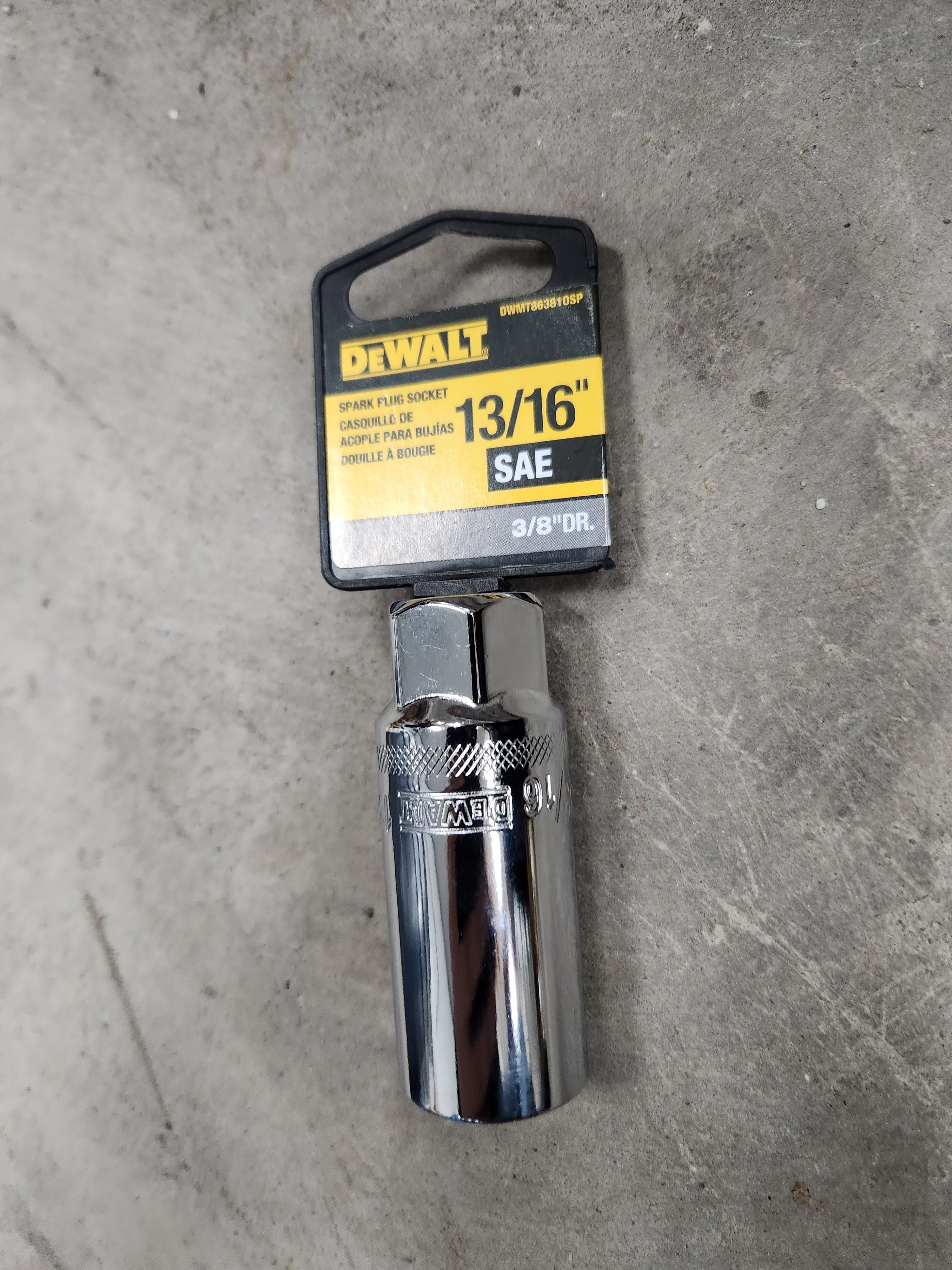 Dewalt Spark Plug Socket (SAE - Standard)