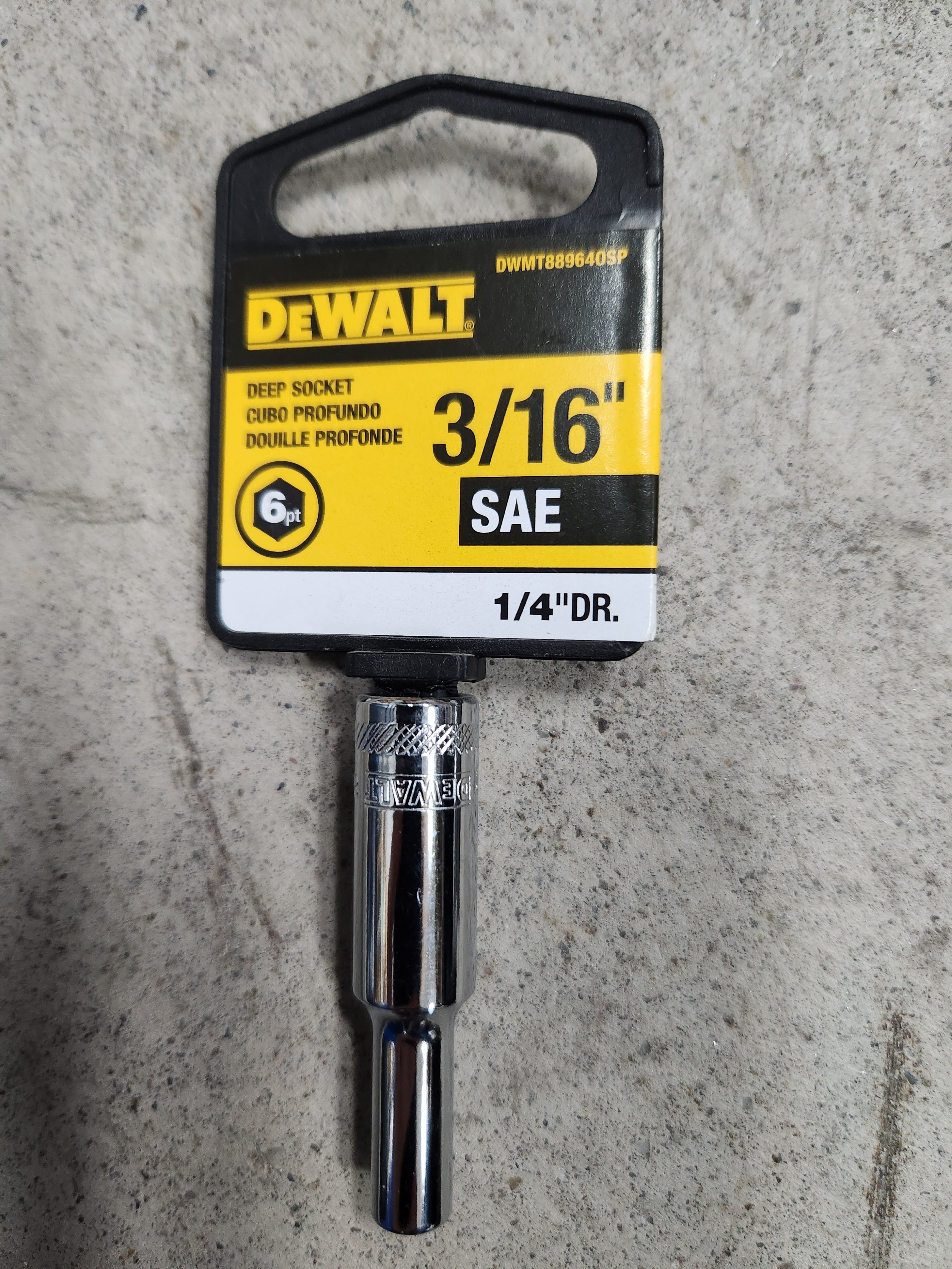 Dewalt Deep Sockets 6pt (Variety of sizes) (SAE-Standard)