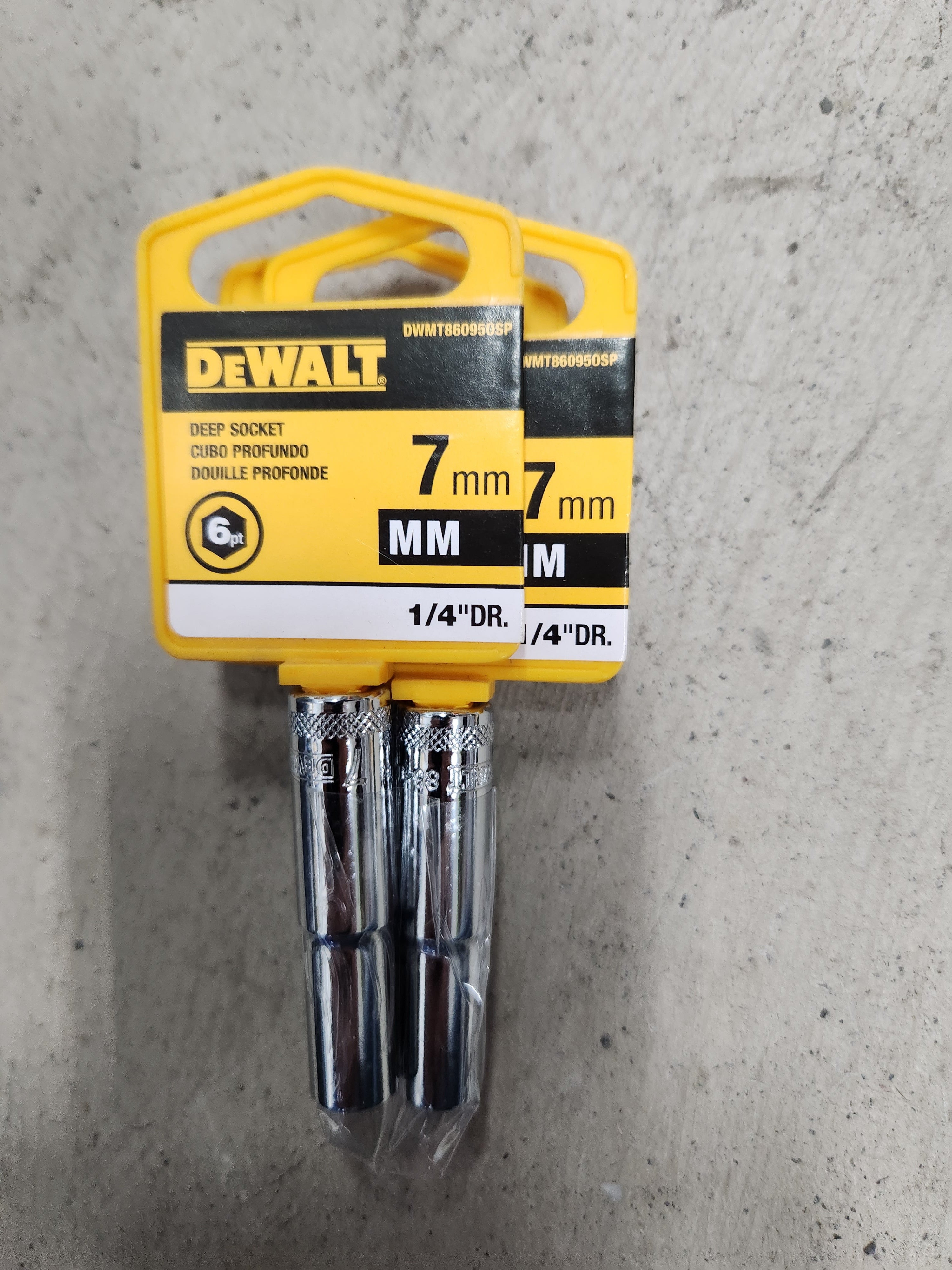 Dewalt Deep Sockets 6pt (Variety of sizes) (MM - Metric)