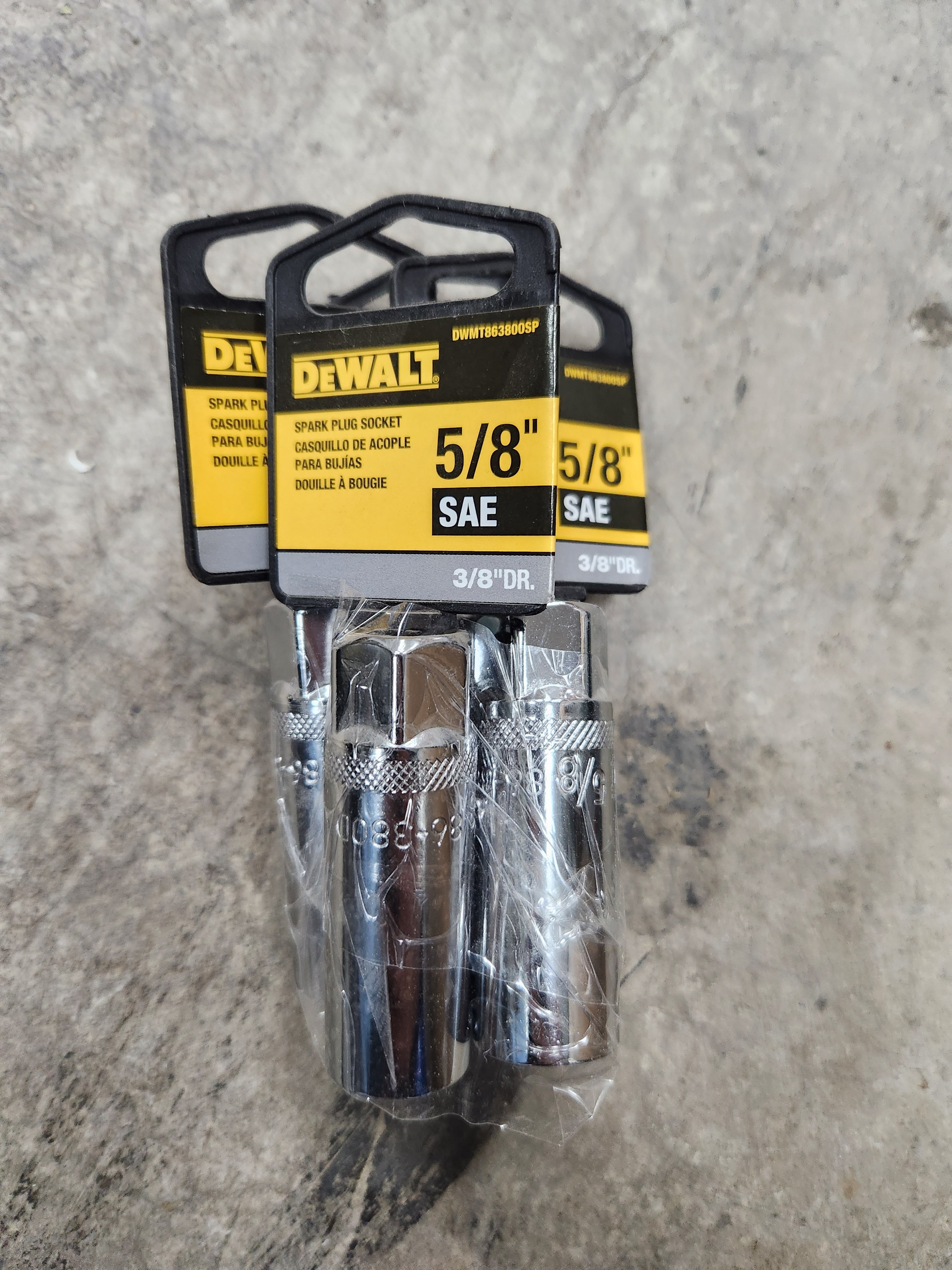 Dewalt Spark Plug Socket (SAE - Standard)