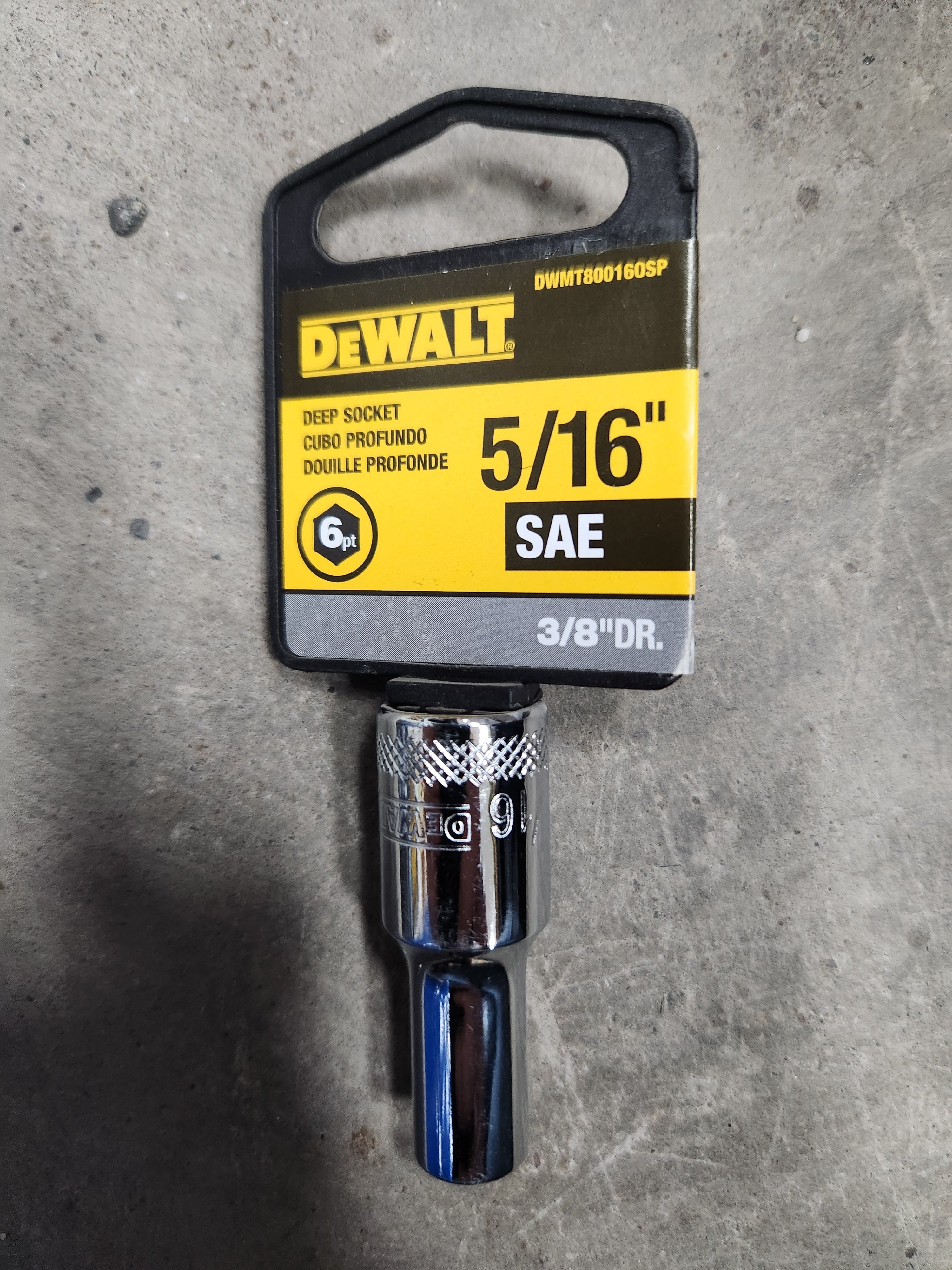 Dewalt Deep Sockets 6pt (Variety of sizes) (SAE-Standard)