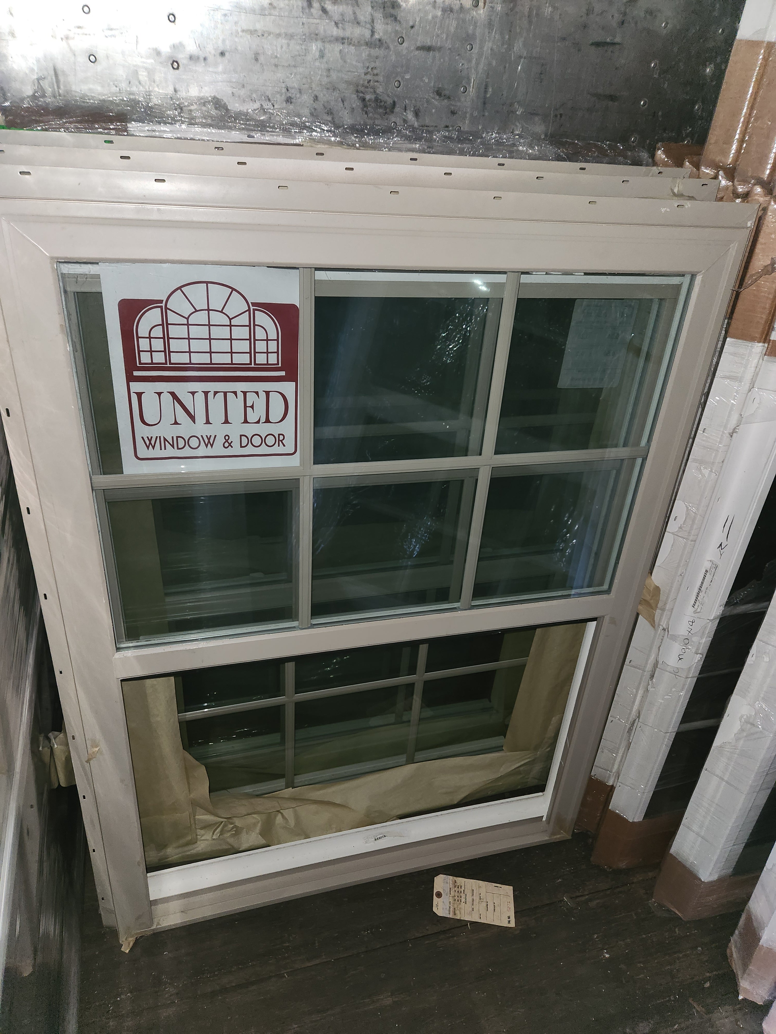 United Windows and Doors s/h 3x4 window clay with grids Low Energy (no Screens)