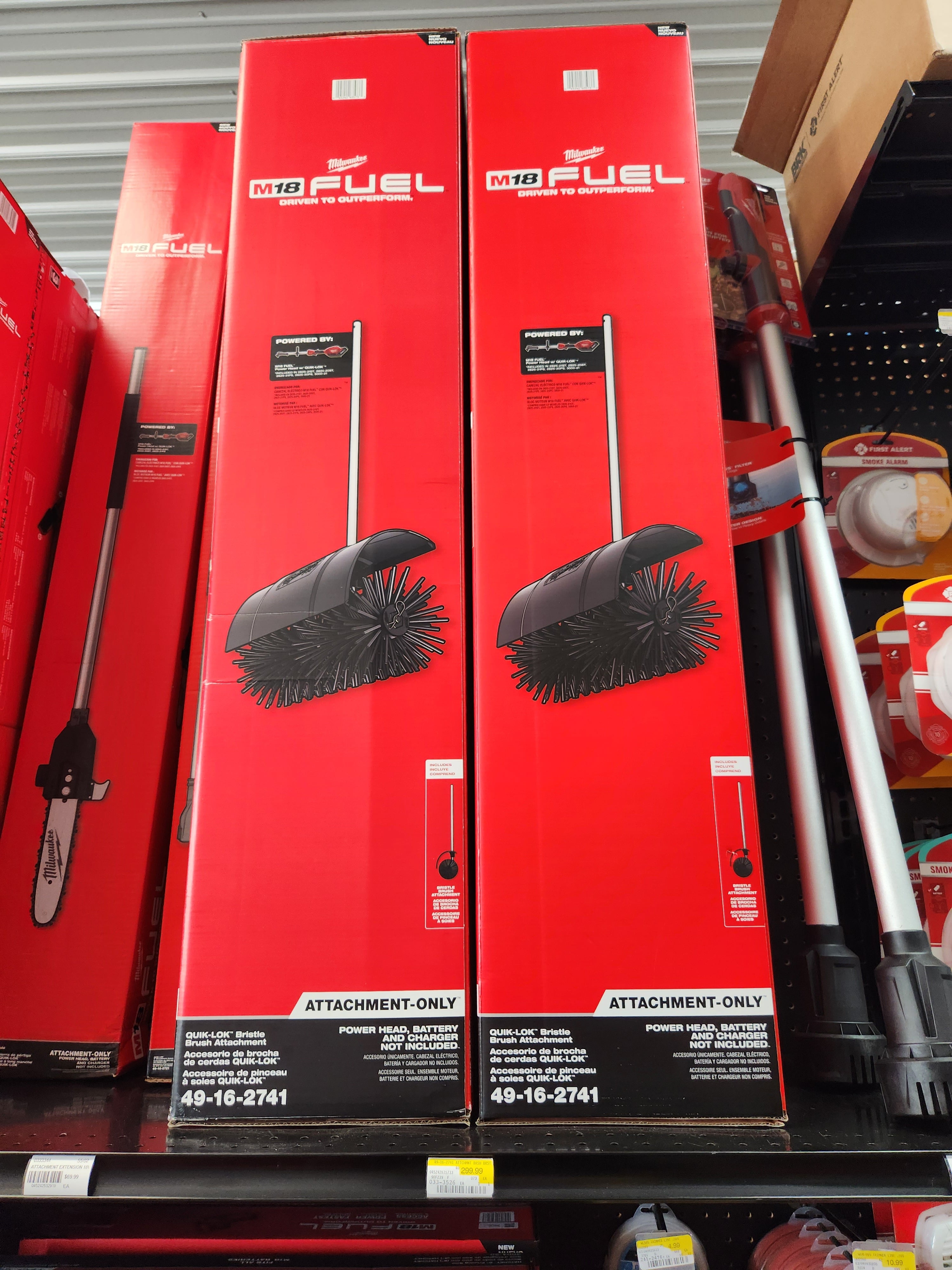 Milwaukee M18 FUEL™ QUIK-LOK™ Bristle Brush Attachment 49-16-2741