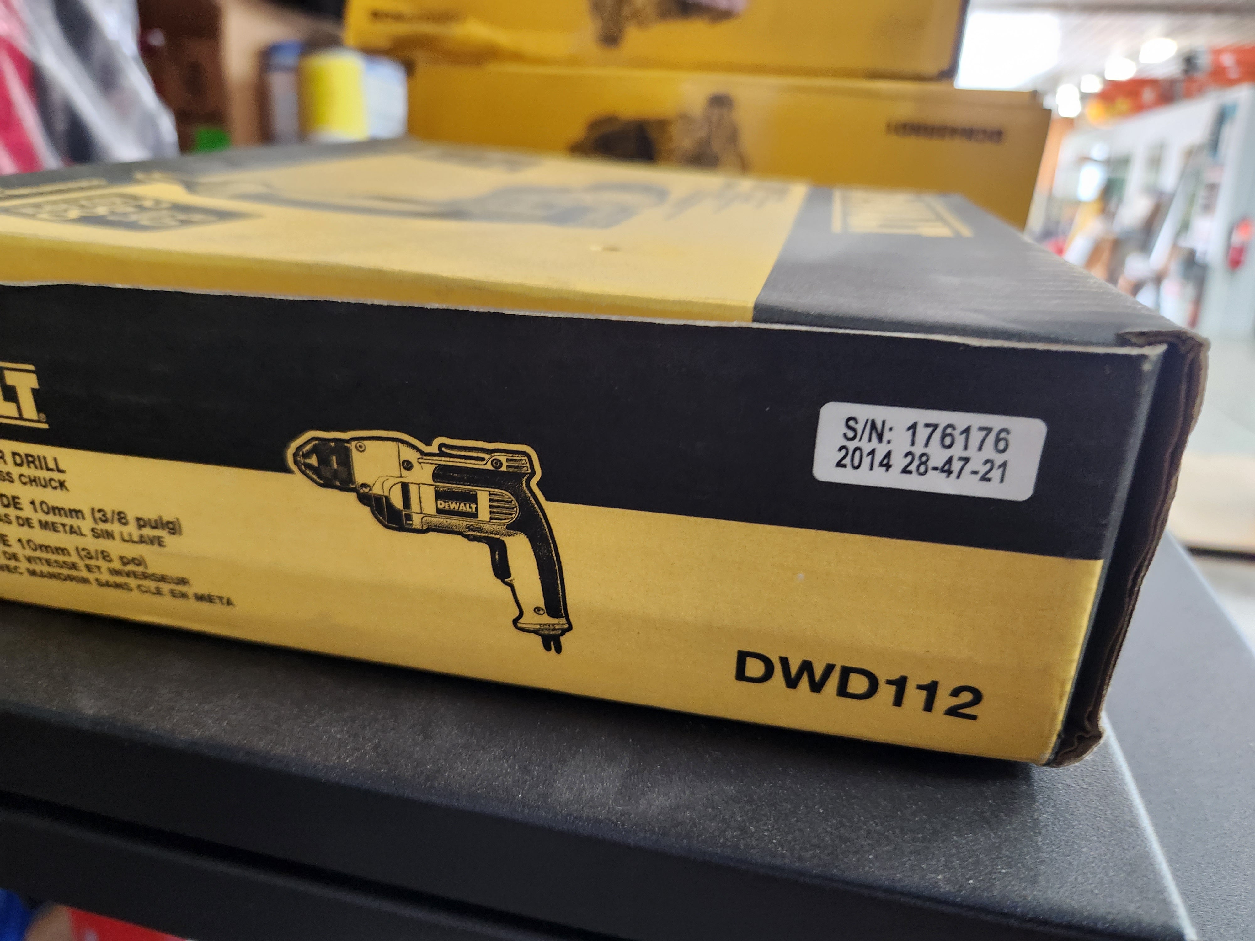 Dewalt 3/8 in. (10mm) VSR™ Pistol Grip Drill with Keyless Chuck -- DWD112