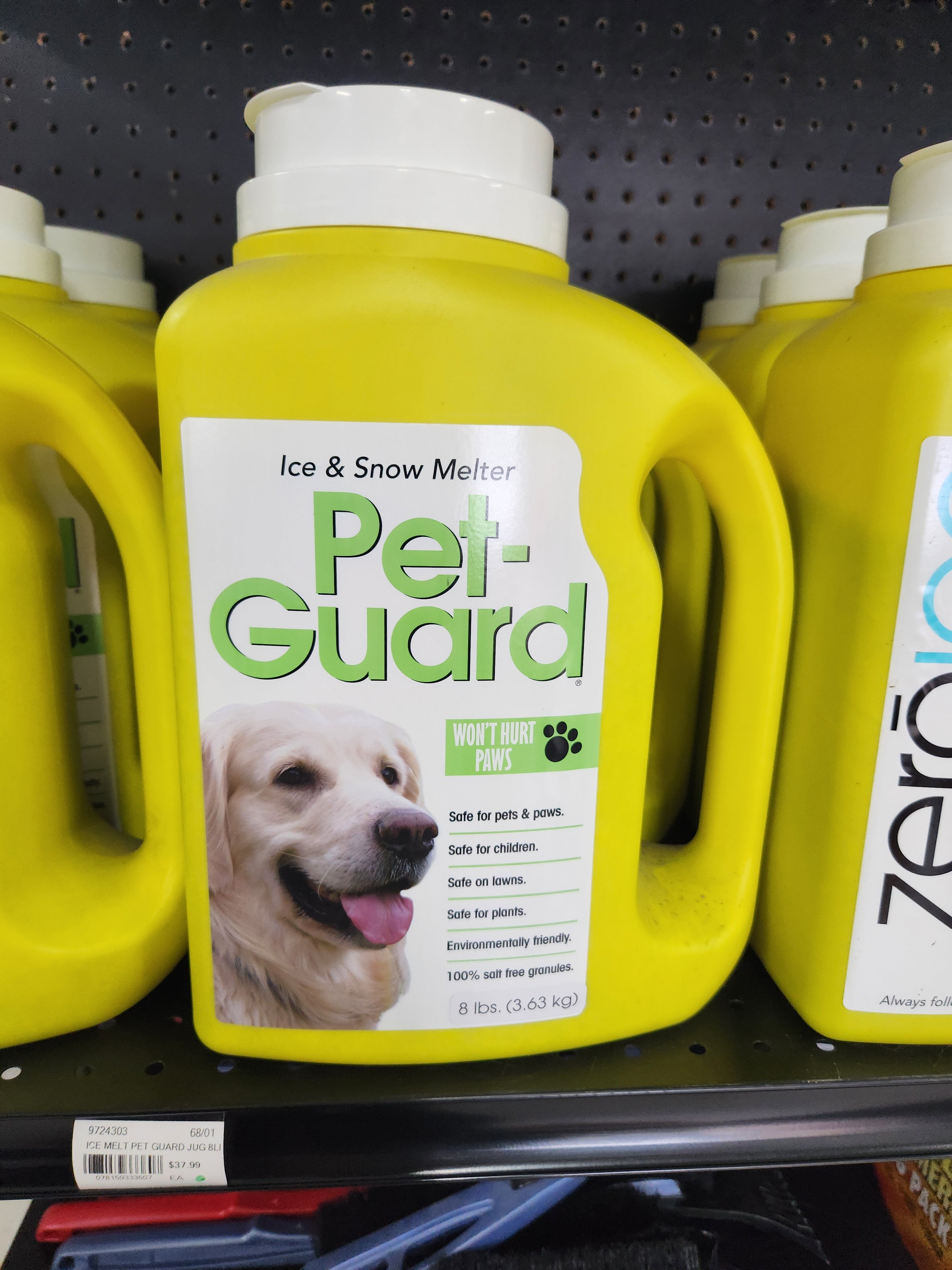 Pet Guard - Ice Melter - 8 lb. Shaker jug