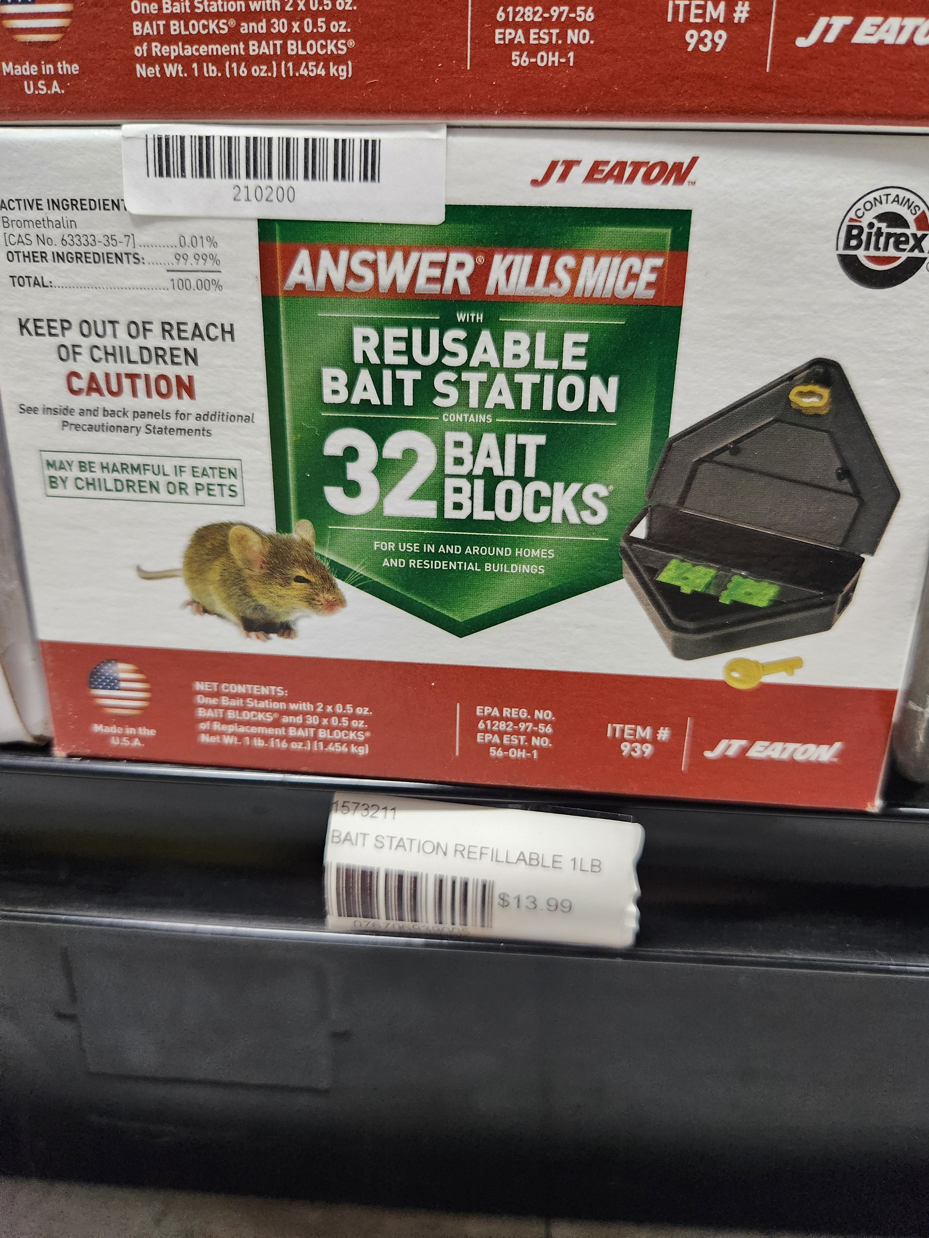 JT Eaton Answer Kills Mice w/ Reusable Bait Station