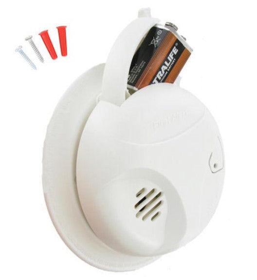 First Alert Long Life Battery Smoke Alarm - SA305CN3 (1039815)