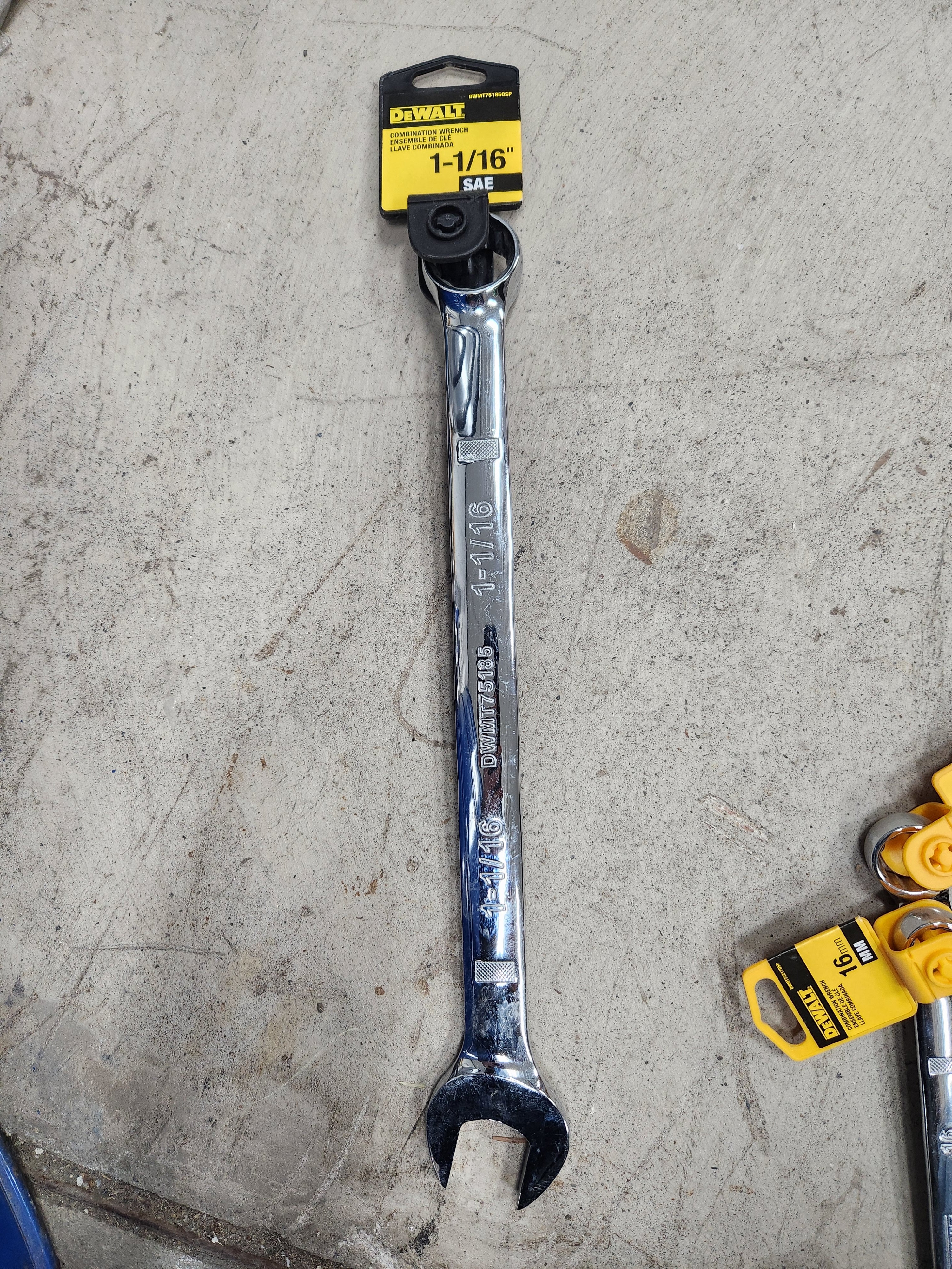 Dewalt Combination Wrenches (SAE - Standard)