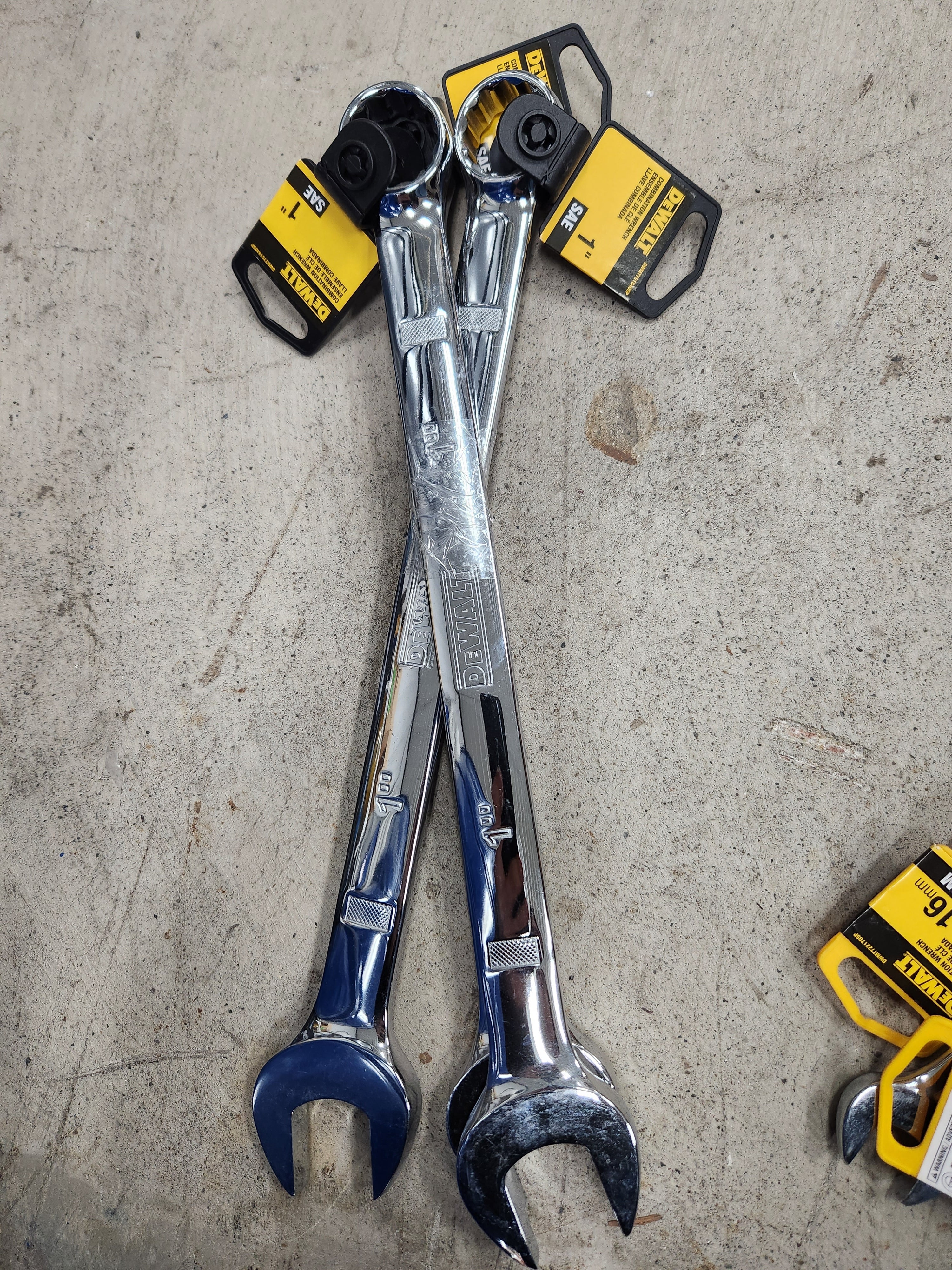 Dewalt Combination Wrenches (SAE - Standard)